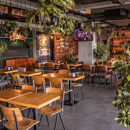 埃菲酒店 酒店 3*