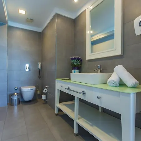 Efe 4*