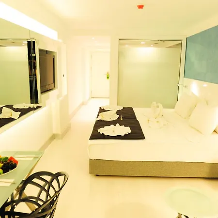 Hotel Efe 4*
