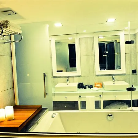 Efe Hotel