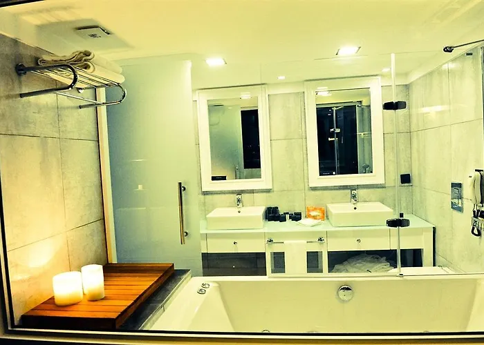 Efe Hotel