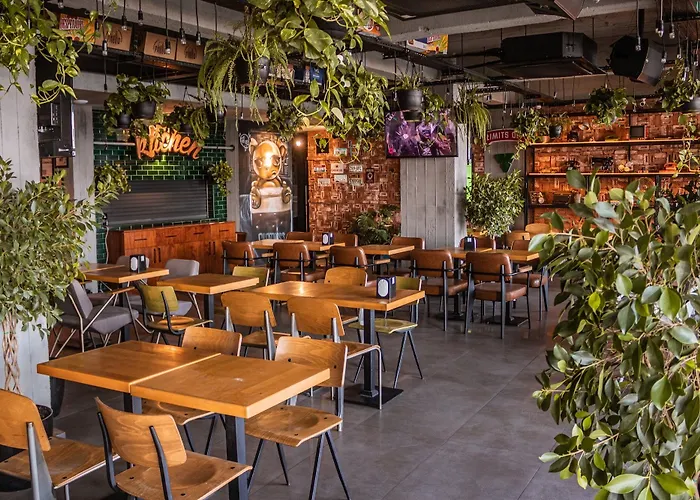 埃菲酒店 酒店 3*